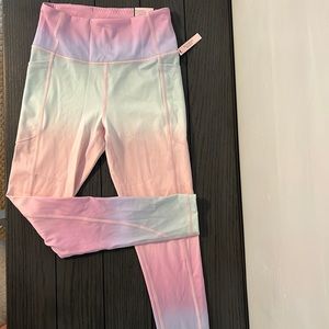 Victoria secret high rise legging size: 4 new with tag
